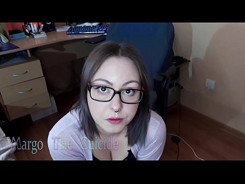 ❤️ Neska sexy betaurrekoekin dildoa zurrupatzen du kameraren aurrean ☑ Etxeko pornoa pornoan eu.8kpornvids.ru ❌️
